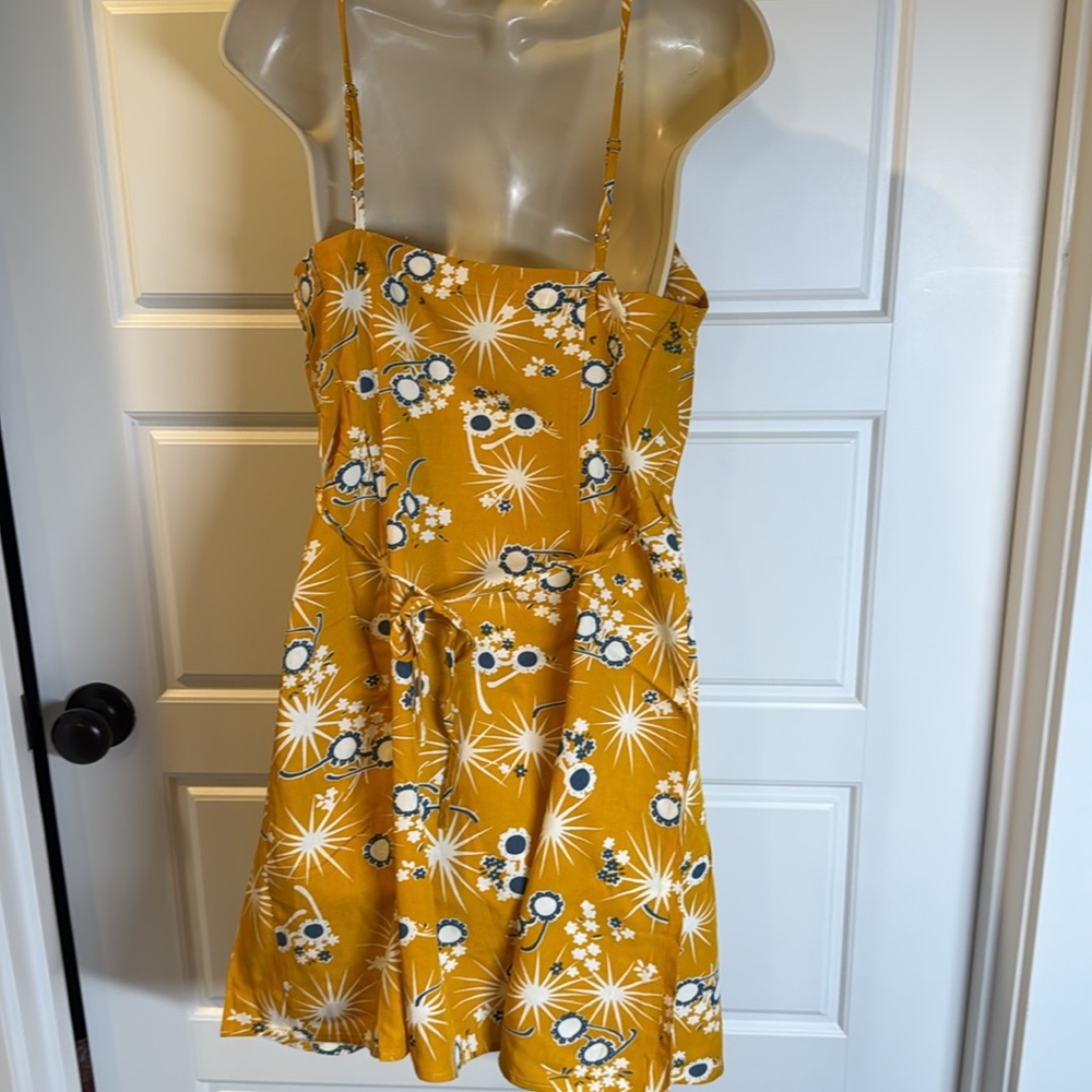 *NWT* Modcloth On Cloud Nineties Shift Dress - Picture 9 of 9